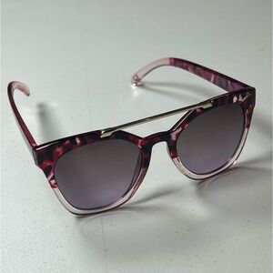 Betsey Johnson Tortoise Shell Geometric Retro Modern MCM Glasses Classic Chic